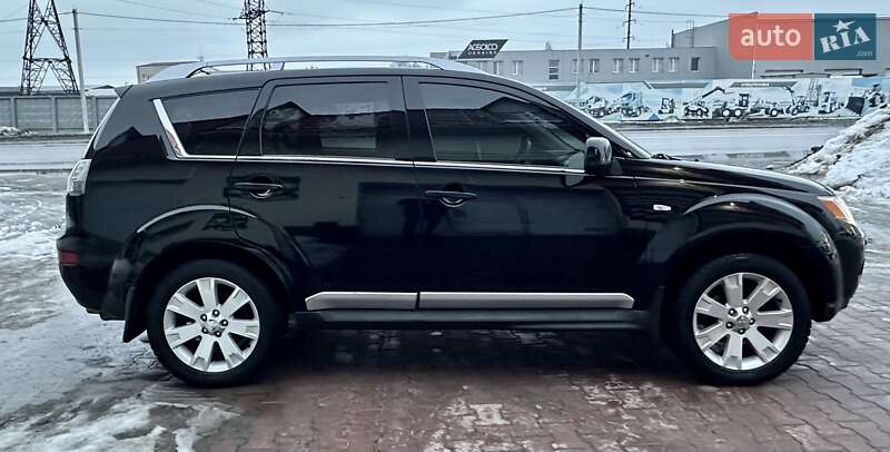 Mitsubishi Outlander XL 2009