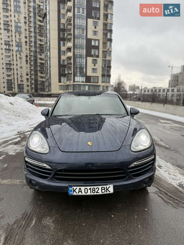 Porsche-0