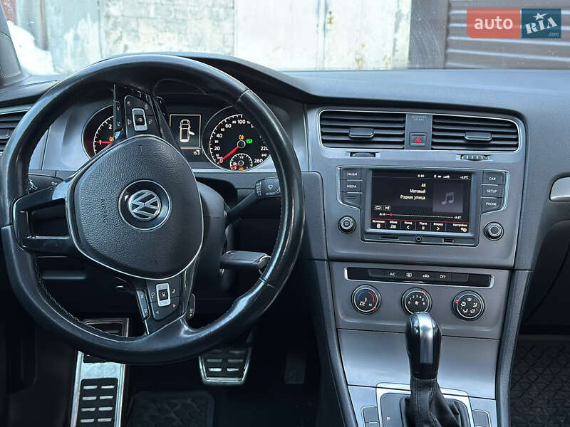 Volkswagen Golf 2013