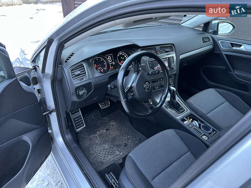 Volkswagen Golf 2013