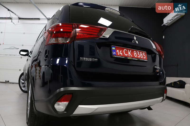 Mitsubishi Outlander 2017