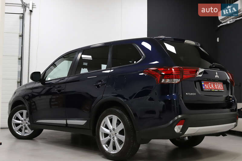 Mitsubishi Outlander 2017