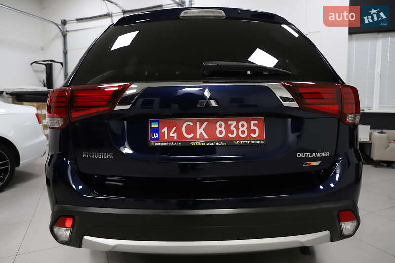 Mitsubishi Outlander 2017