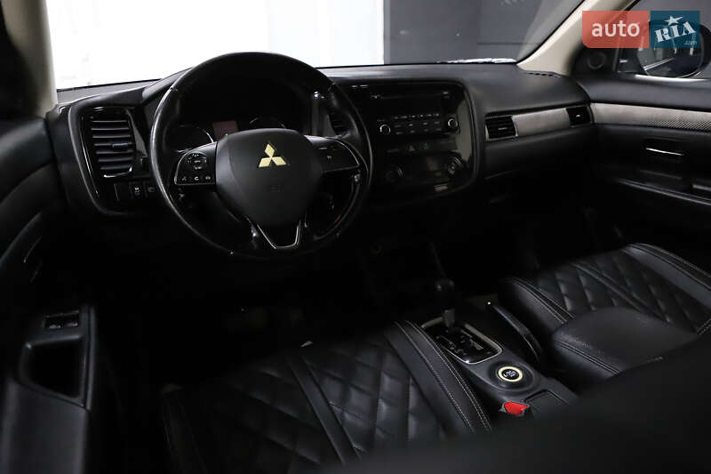 Mitsubishi Outlander 2017