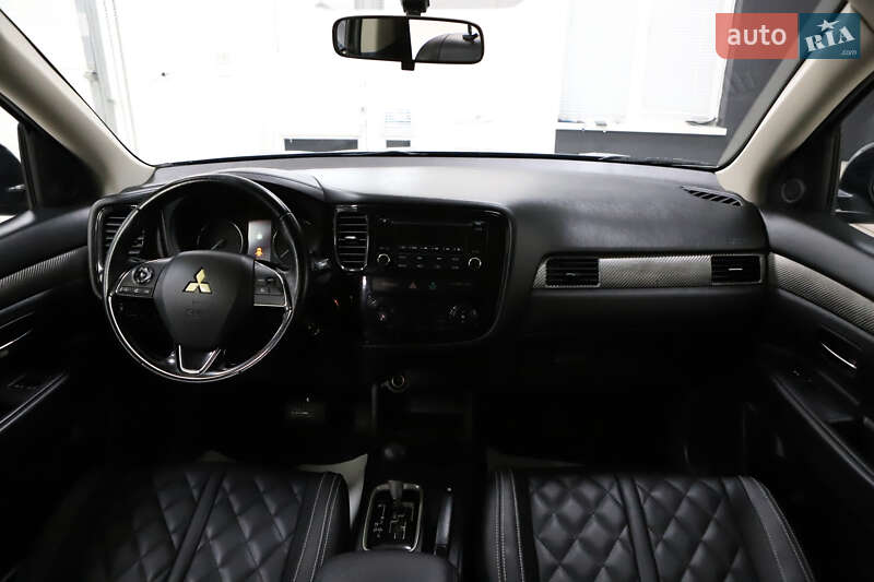 Mitsubishi Outlander 2017