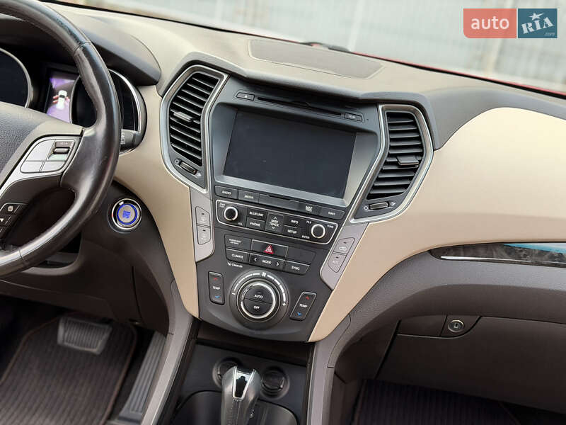 Hyundai Santa FE 2016