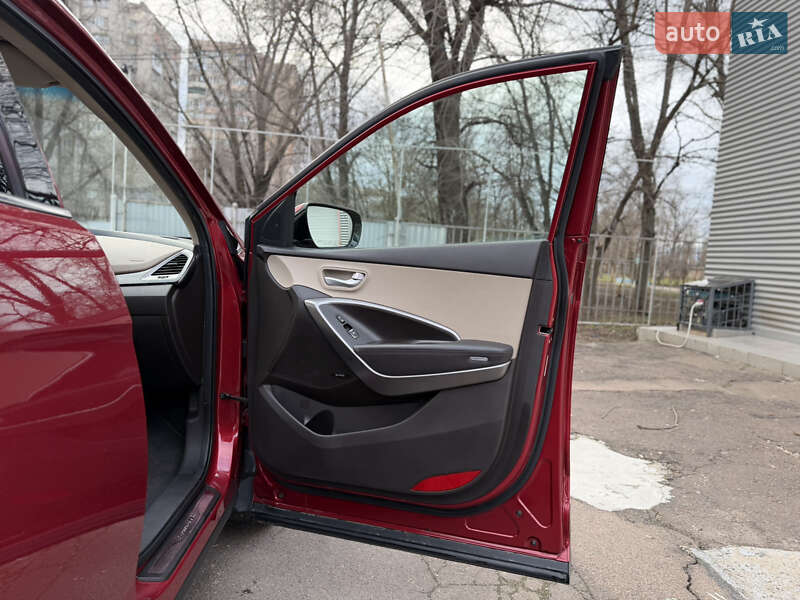 Hyundai Santa FE 2016