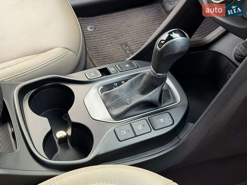 Hyundai Santa FE 2016