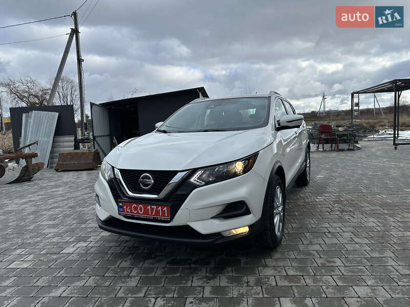 Nissan Rogue Sport 2020