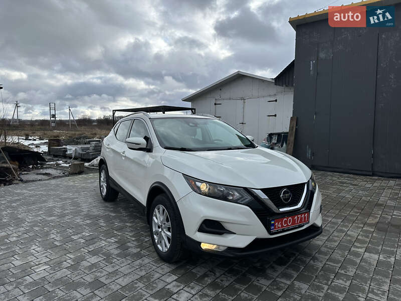 Nissan Rogue Sport 2020