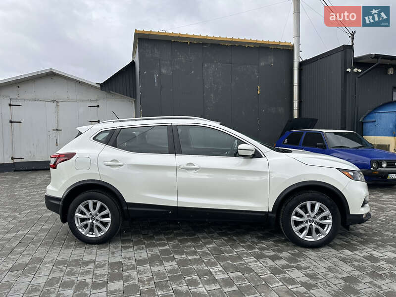 Nissan Rogue Sport 2020