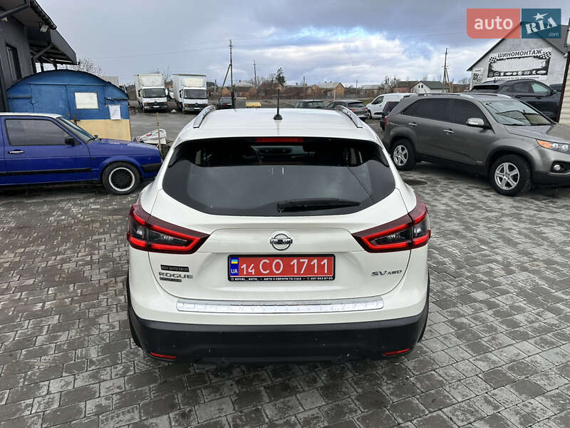 Nissan Rogue Sport 2020