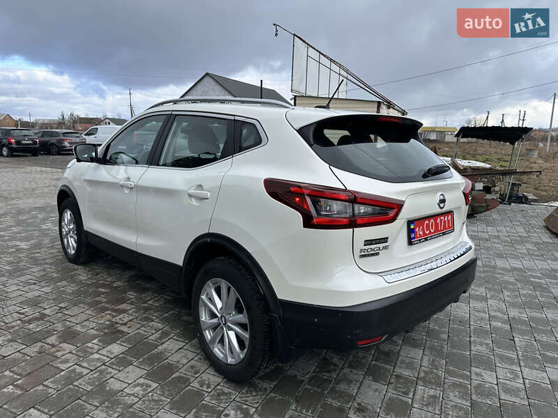 Nissan Rogue Sport 2020