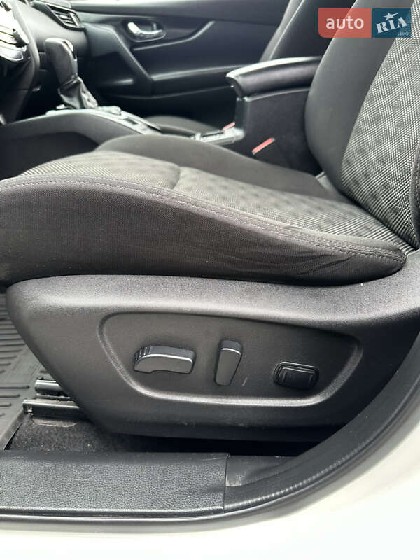 Nissan Rogue Sport 2020