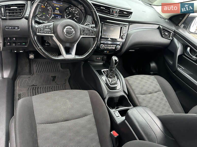 Nissan Rogue Sport 2020