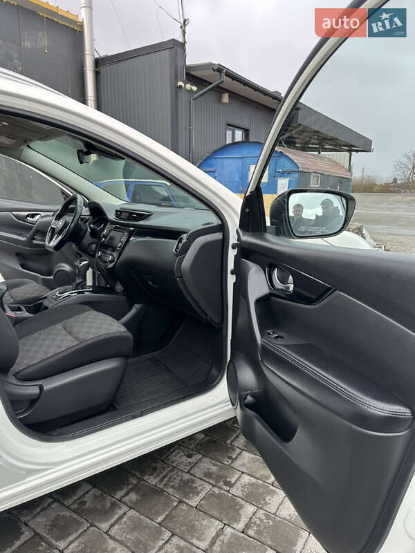 Nissan Rogue Sport 2020