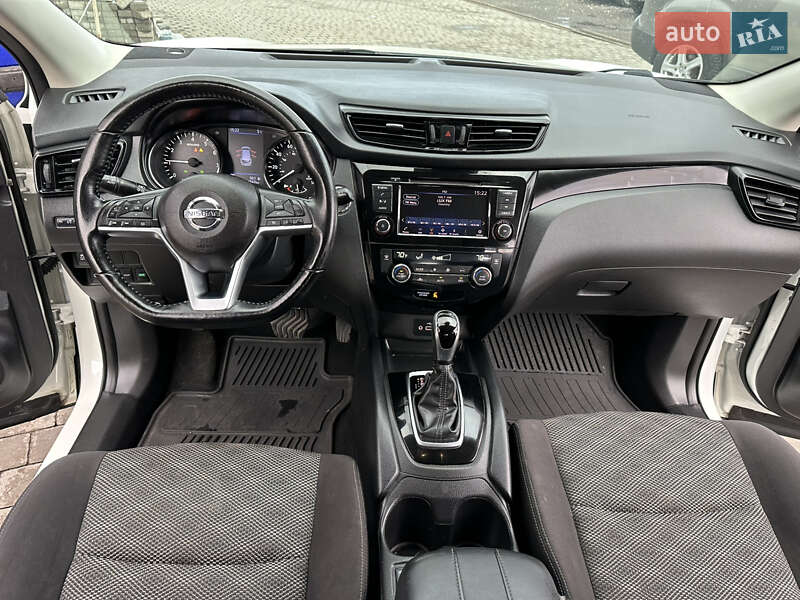 Nissan Rogue Sport 2020