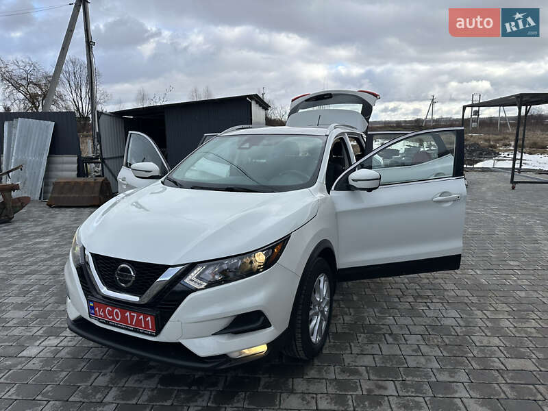 Nissan Rogue Sport 2020