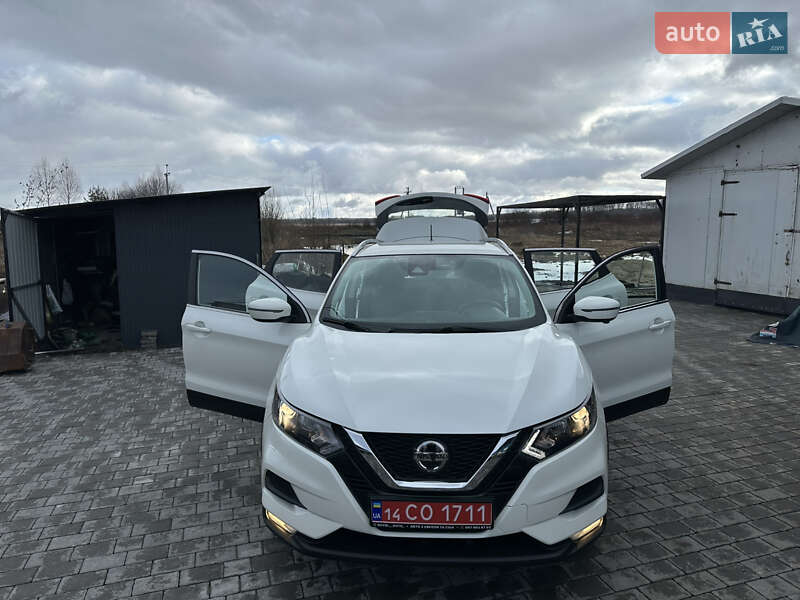 Nissan Rogue Sport 2020