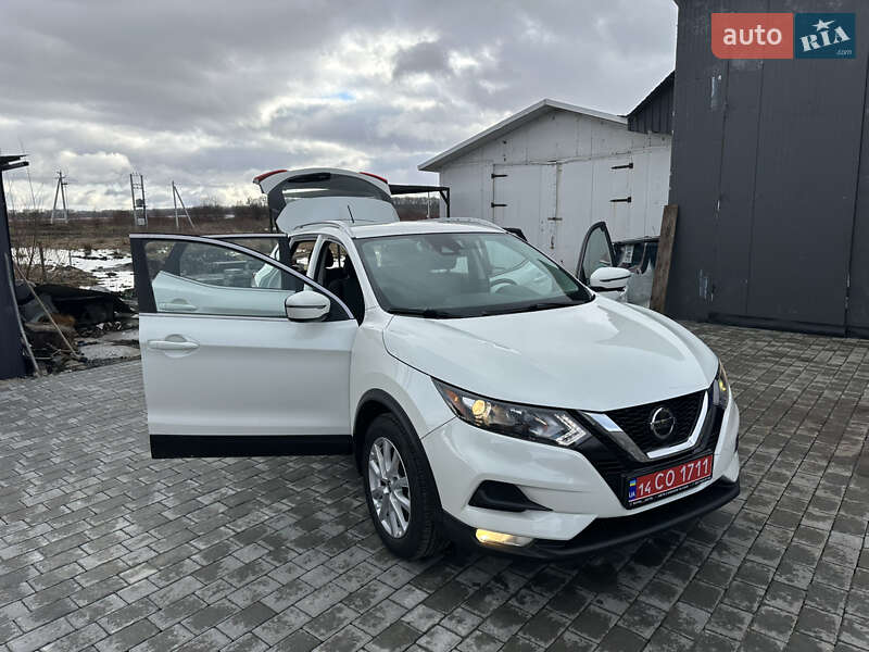 Nissan Rogue Sport 2020