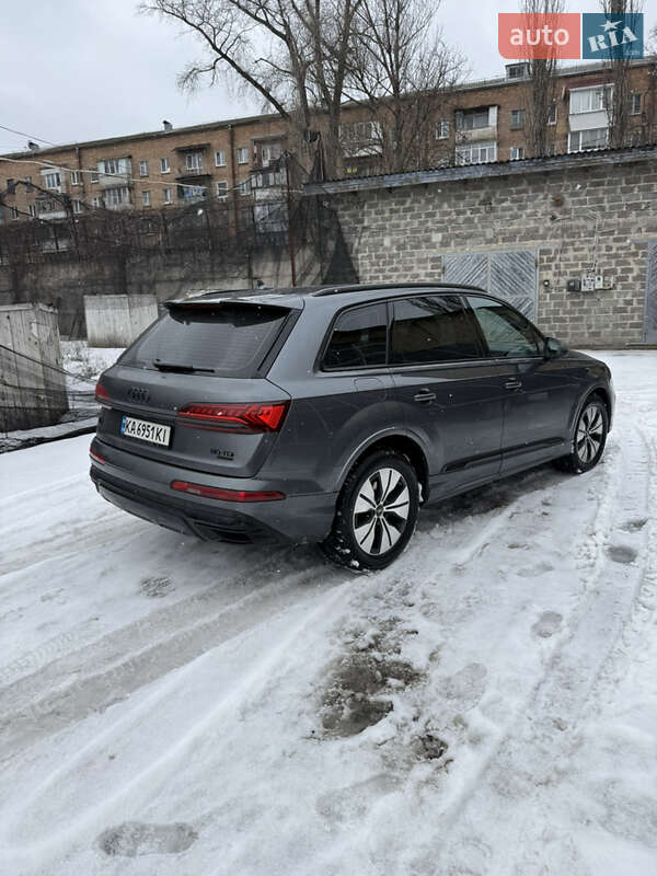 Audi-4