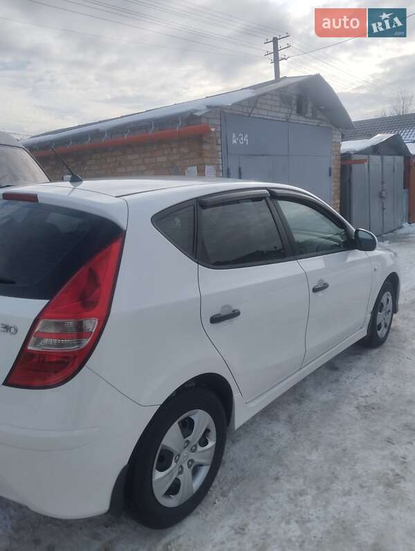 Hyundai i30 2011