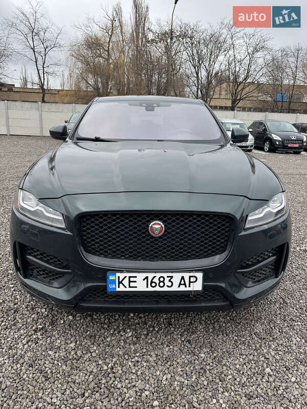 Jaguar F-Pace 2016