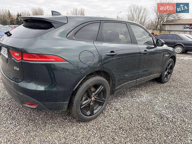 Jaguar F-Pace 2016