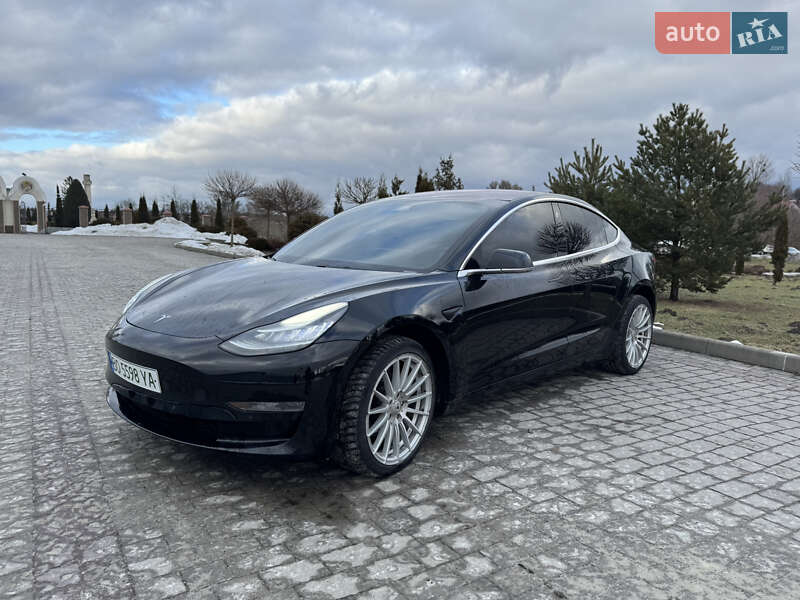 Tesla Model 3 2018