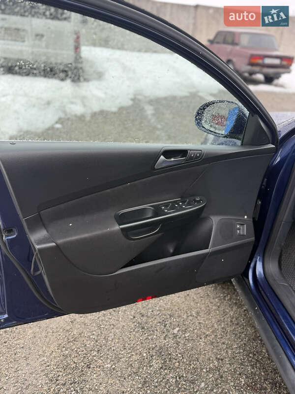 Volkswagen Passat 2008