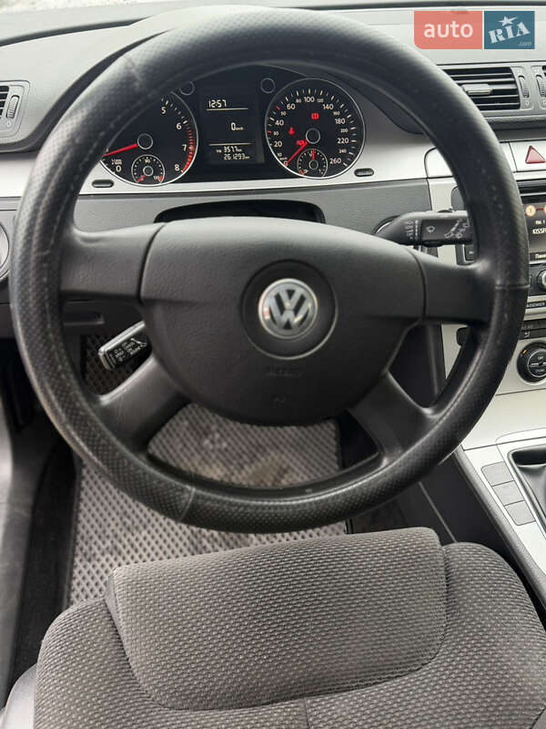 Volkswagen Passat 2008