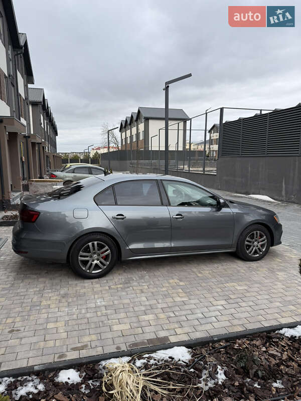 Volkswagen Jetta 2015
