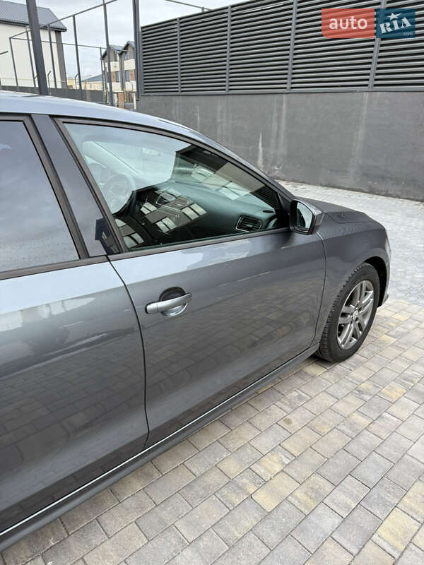 Volkswagen Jetta 2015