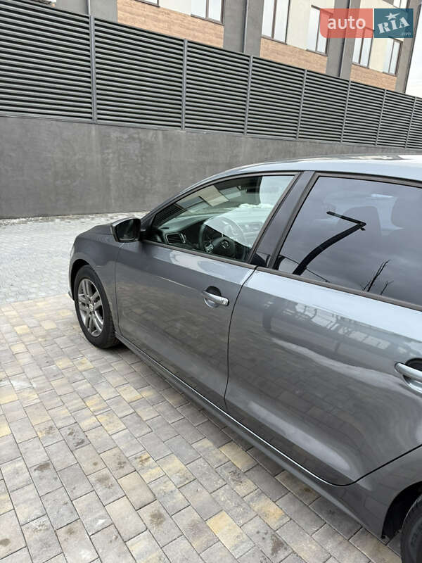 Volkswagen Jetta 2015