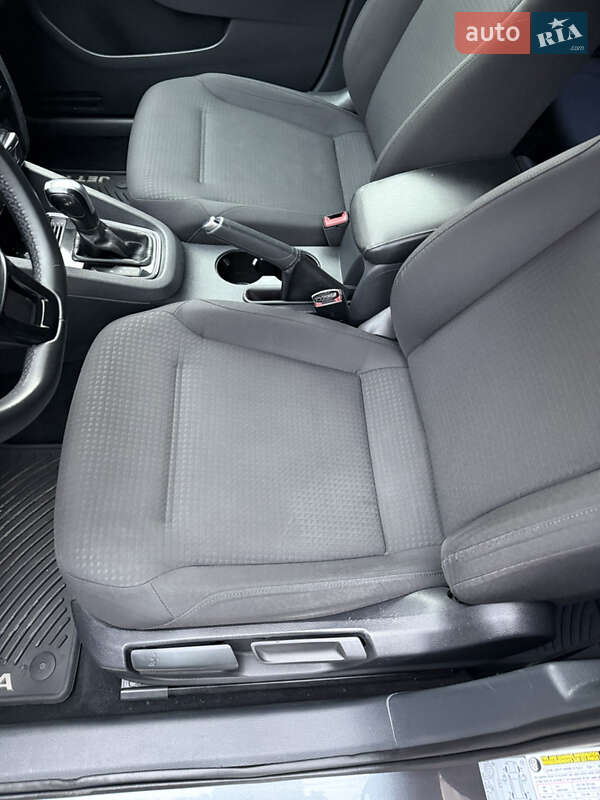 Volkswagen Jetta 2015