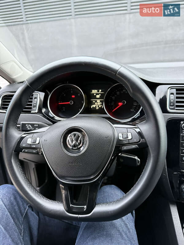 Volkswagen Jetta 2015