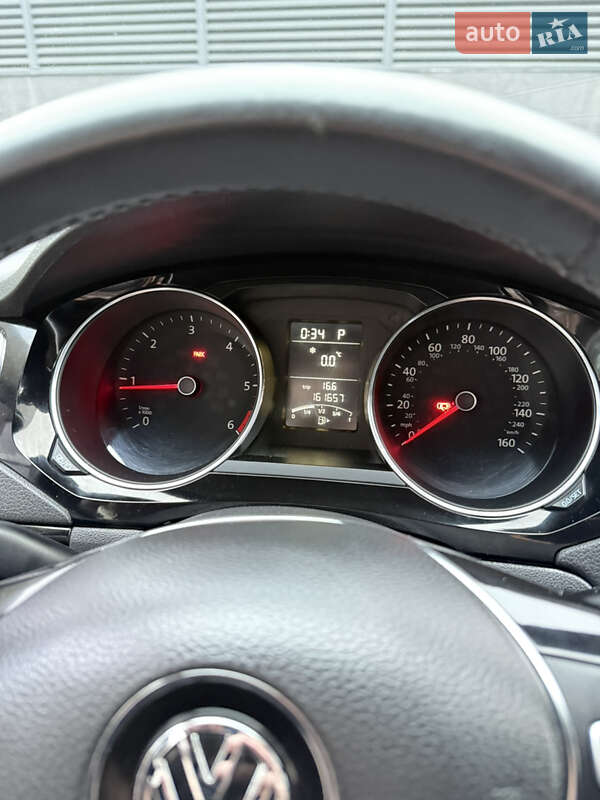 Volkswagen Jetta 2015