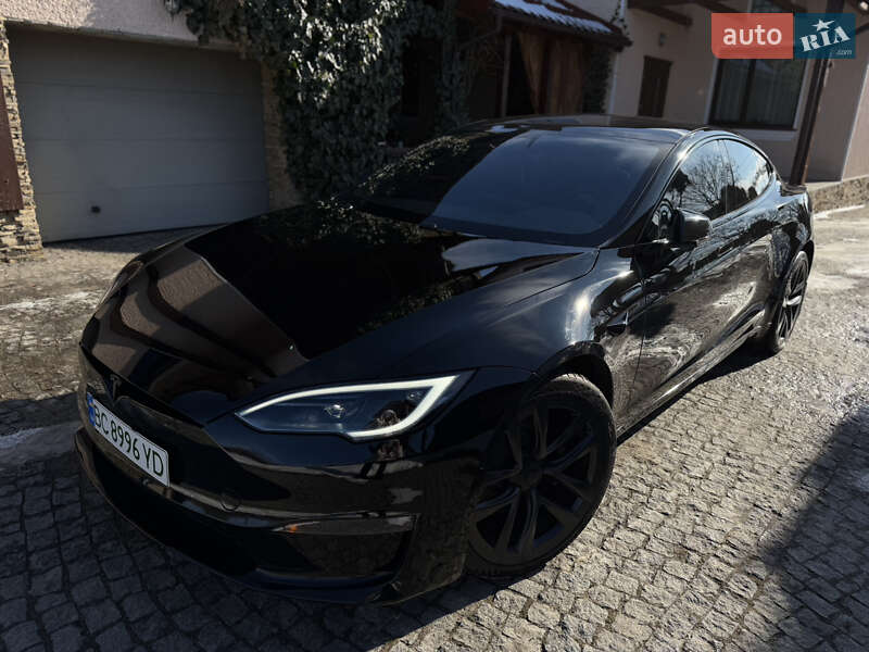 Tesla Model S 2022