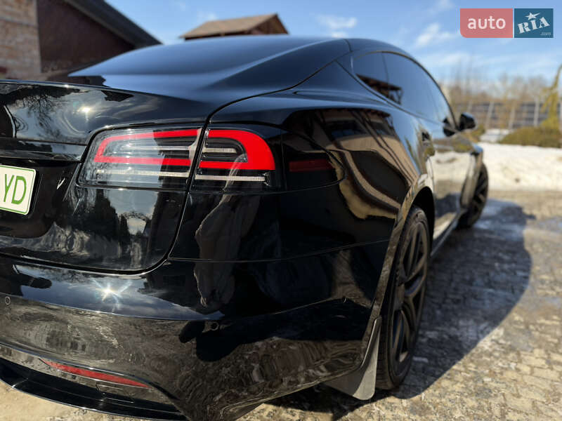 Tesla Model S 2022