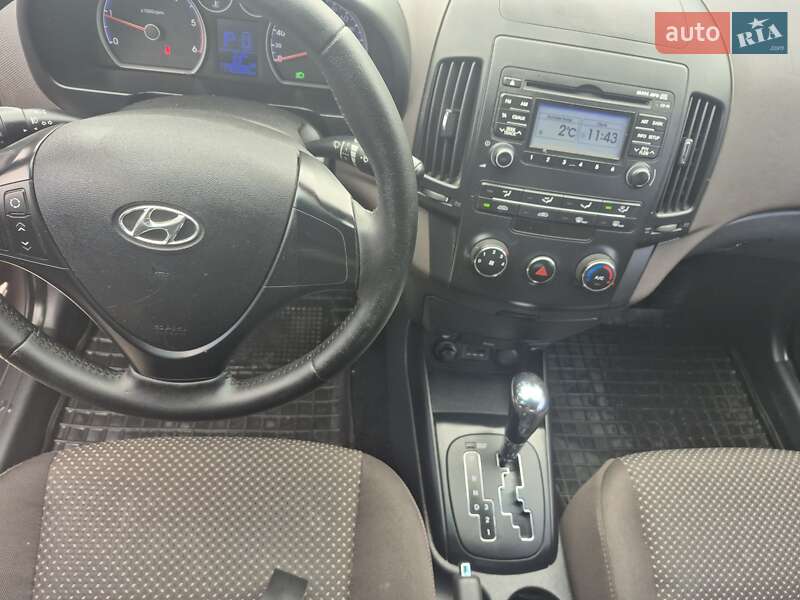 Hyundai i30 2011