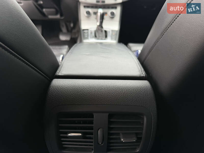 Volkswagen Passat 2012