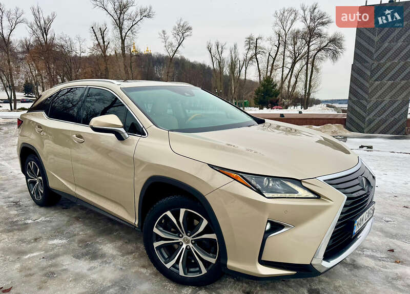 Lexus-3