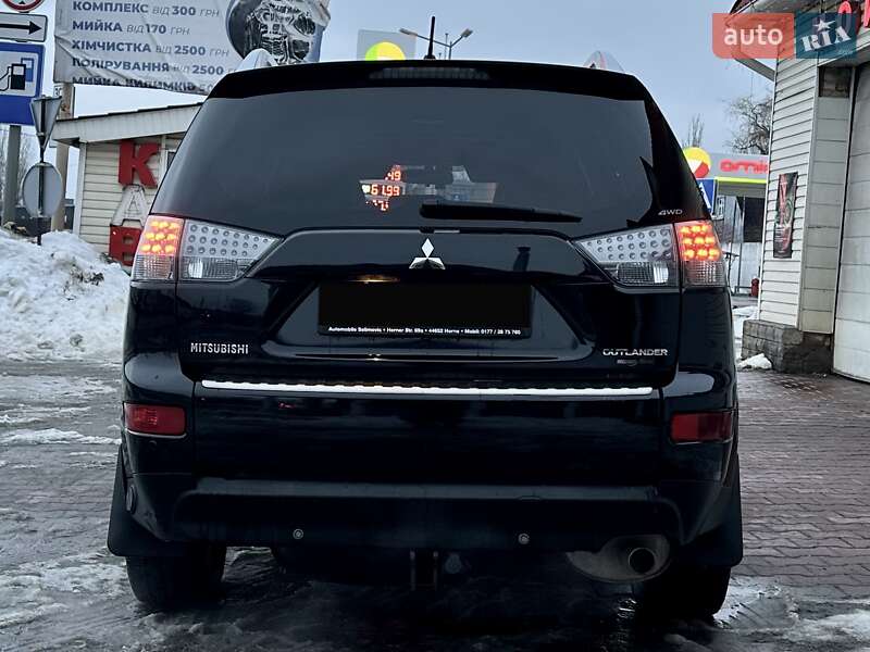 Mitsubishi Outlander XL 2009