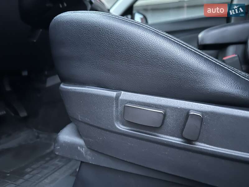 Mitsubishi Outlander XL 2009