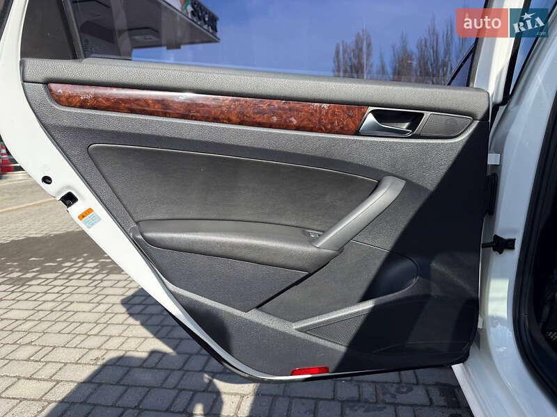 Volkswagen Passat 2013