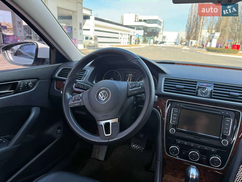Volkswagen Passat 2013