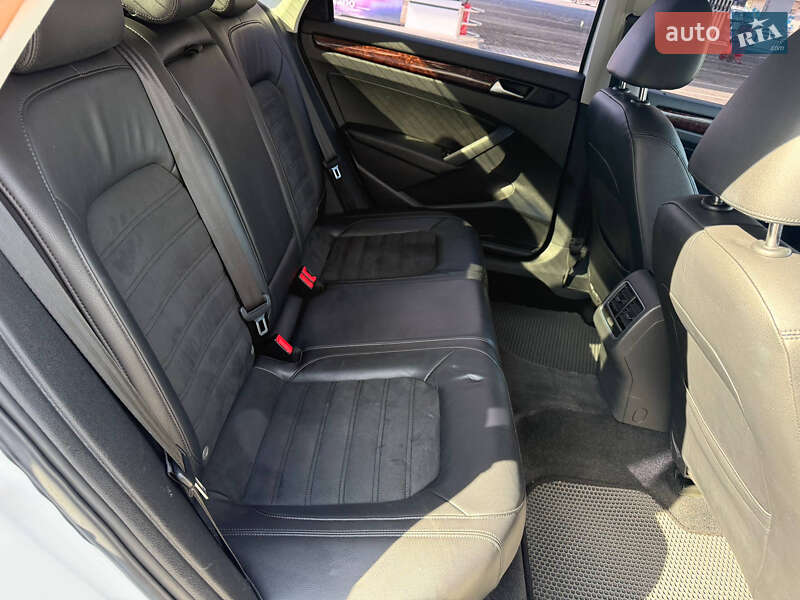 Volkswagen Passat 2013