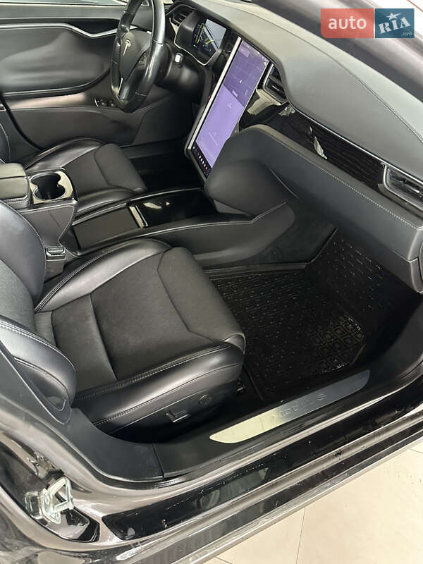 Tesla Model S 2018