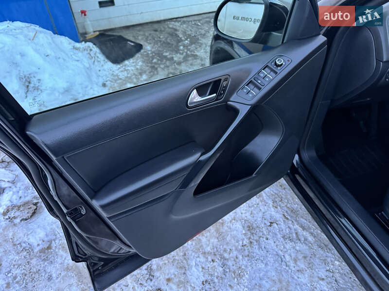 Volkswagen Tiguan 2014