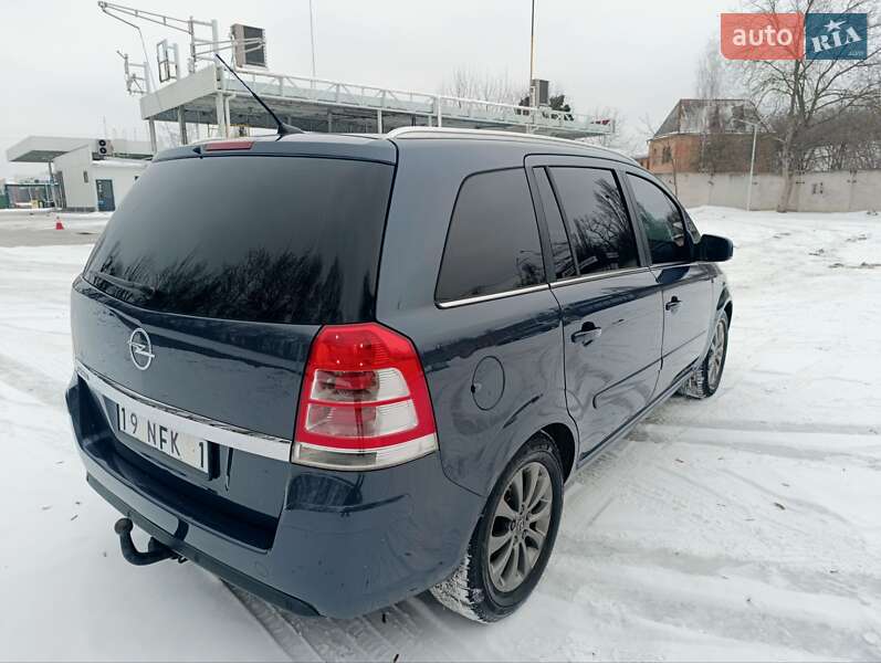 Opel Zafira 2010